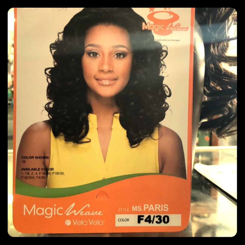 Curly wig